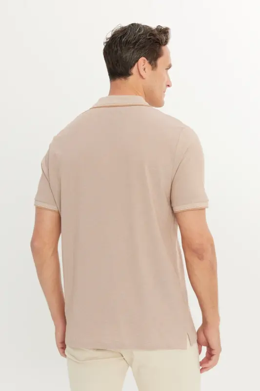 Erkek Çekmeyen Pamuklu Kumaş Comfort Fit Rahat Kesim Vizon Kıvrılmaz Polo Yaka Cepli Tişört-Vizon - 4