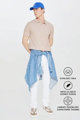 Erkek Çekmeyen Pamuklu Kumaş Comfort Fit Rahat Kesim Vizon Kıvrılmaz Polo Yaka Cepli Tişört - Vizon 