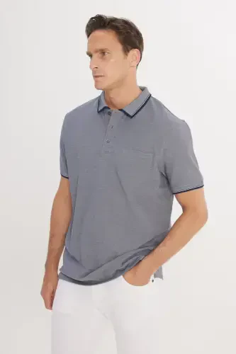 Erkek Çekmeyen Pamuklu Kumaş Regular Fit Rahat Kesim Lacivert Kıvrılmaz Polo Yaka Cepli Tişört-Lacivert - 4