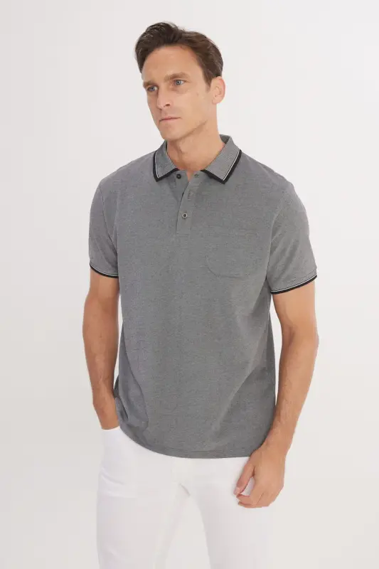 Erkek Çekmeyen Pamuklu Kumaş Regular Fit Rahat Kesim Siyah Kıvrılmaz Polo Yaka Cepli Tişört-Siyah - 6