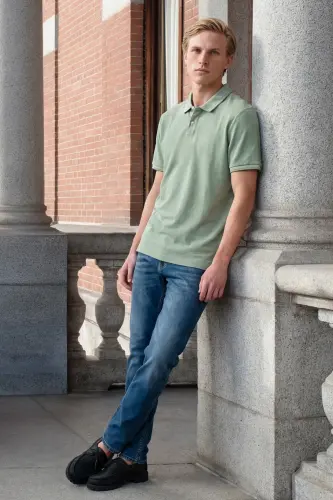 Erkek Çekmeyen Pamuklu Kumaş Slim Fit Dar Kesim Yeşil Kıvrılmaz Polo Yaka Tişört - Yeşil - 4