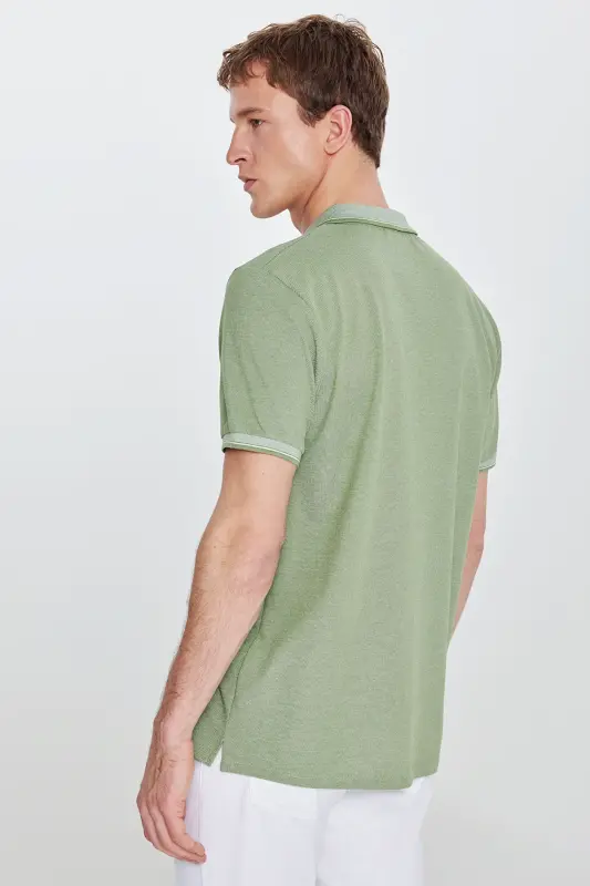Erkek Çekmeyen Pamuklu Kumaş Slim Fit Dar Kesim Yeşil Kıvrılmaz Polo Yaka Tişört - Yeşil - 10