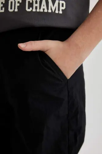 Erkek Çocuk Beli ve Paçası Lastikli Cepli Siyah Jogger Paraşüt Basic Düz Pantolon B6602A824SM - 4