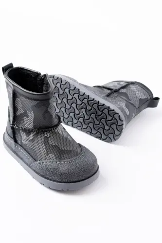 Erkek Çocuk Kamuflaj Desenli Tüylü Su Geçirmez Kaydırmaz Taban Bot-Füme - MODAZONE (1)