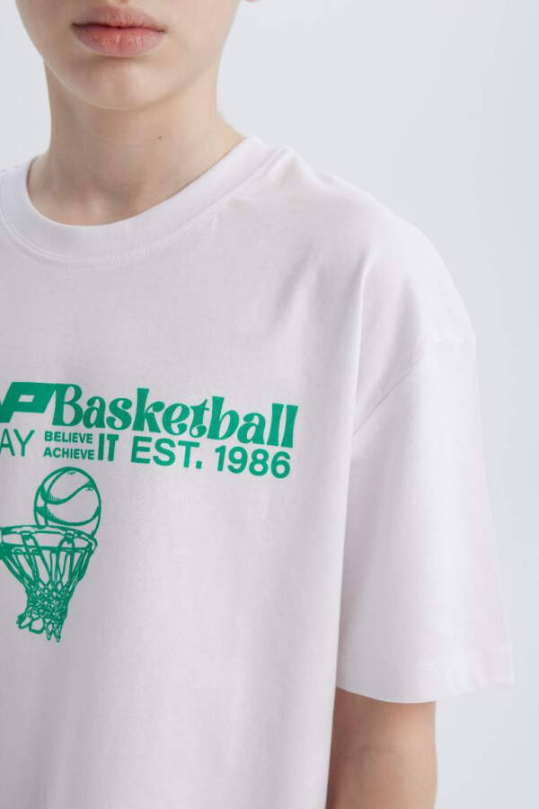 Erkek Çocuk Oversize Geniş Kalıp Bisiklet Yaka Baskılı Kısa Kollu Tişört-Beyaz - 5