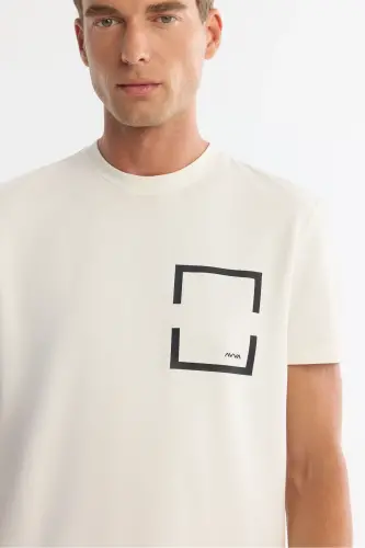 Erkek Ekru Bisiklet Yaka Baskılı Elastan Regular Fit T-Shirt A42Y1020-Ekru - AVVA (1)
