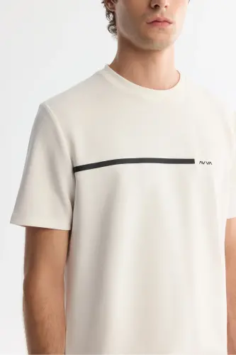 Erkek Ekru Bisiklet Yaka Elastan İnterlok Regular Fit T-Shirt A42Y1003-Ekru - AVVA (1)