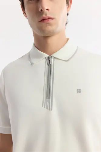 Erkek Ekru Polo Yaka Bi-Stretch Baskılı İnterlok Regular Fit T-Shirt A51Y1007 - Ekru - Avva (1)