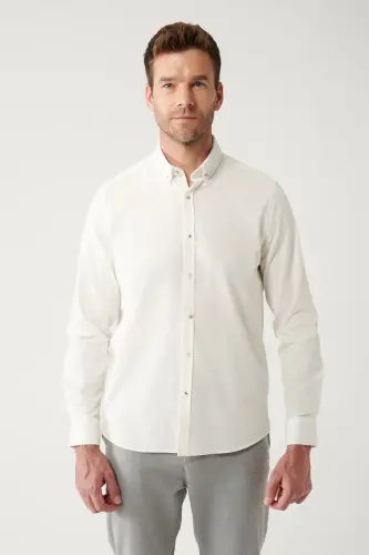 Erkek Ekru Düğmeli Yaka %100 Pamuk Soft Touch Kadife Regular Fit Gömlek B002032 - Ekru - 3