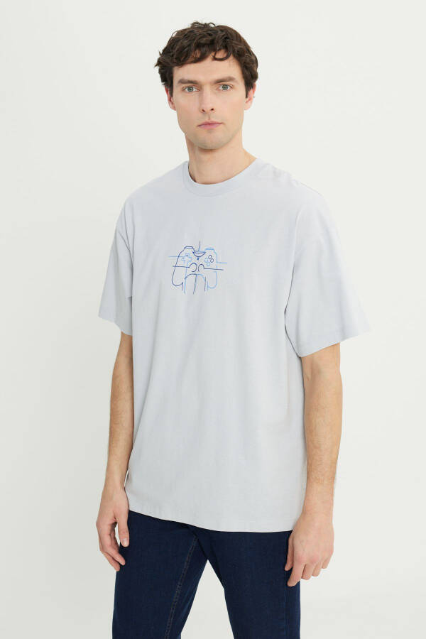 Erkek Gri %100 Pamuk Oversize Fit Rahat Kesim Bisiklet Yaka Baskılı Tişört - Gri - 7