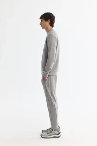 Erkek Gri Bisiklet Yaka Baskılı Soft Touch Regular Fit Sweatshirt A42Y1307-Gri - 3