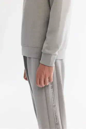 Erkek Gri Bisiklet Yaka Baskılı Soft Touch Regular Fit Sweatshirt A42Y1307-Gri - 5