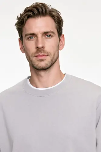Erkek Gri Pamuklu Standart Fit Normal Kesim 2 İplik Bisiklet Yaka Sweatshirt - Gri - 4