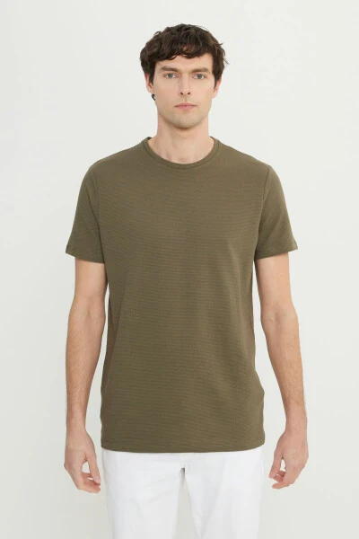 Erkek Haki Pamuklu Slim Fit Dar Kesim Bisiklet Yaka Esnek Tişört-Haki - ALTINYILDIZ CLASSICS