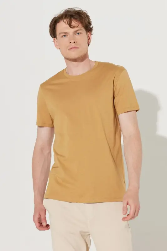 Erkek Hardal Slim Fit Dar Kesim %100 Pamuk Bisiklet Yaka Basic Tişört - Hardal - AC&CO / ALTINYILDIZ CLASSICS