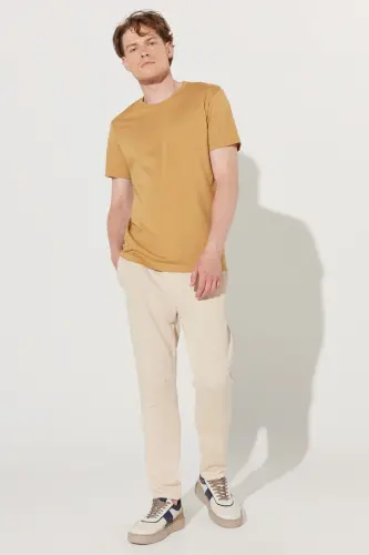 Erkek Hardal Slim Fit Dar Kesim %100 Pamuk Bisiklet Yaka Basic Tişört - Hardal - 3