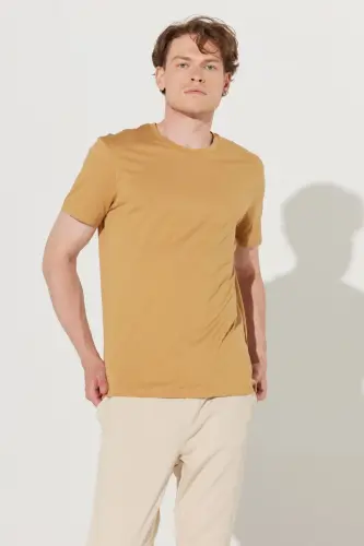 Erkek Hardal Slim Fit Dar Kesim %100 Pamuk Bisiklet Yaka Basic Tişört - Hardal - 9