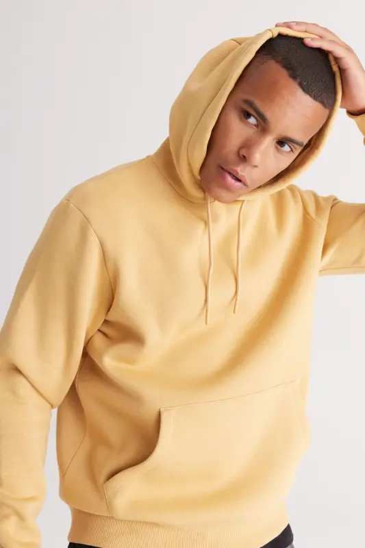 Erkek Hardal Standart Fit Içi Polarlı 3 Iplik Kapüşonlu Kanguru Cepli Pamuklu Sweatshirt - Hardal - 5