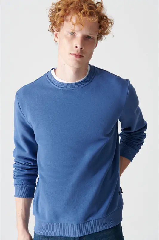 Erkek İndigo Şardonlu Kumaş Bisiklet Yaka Basic Sweatshirt E001017-İndigo - 3