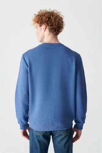 Erkek İndigo Şardonlu Kumaş Bisiklet Yaka Basic Sweatshirt E001017 - İndigo - 4