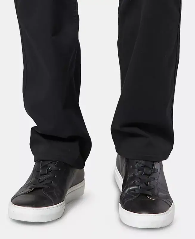 Men's Jean Cut Straight-Fit All Seasons Tech Khaki Pants - Black - 4