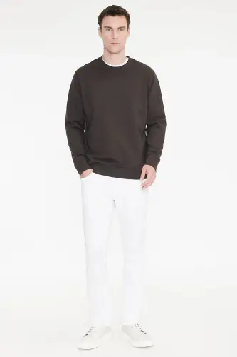 Erkek Kahverengi Pamuklu Standart Fit Normal Kesim 2 İplik Bisiklet Yaka Sweatshirt - Kahverengi - 4