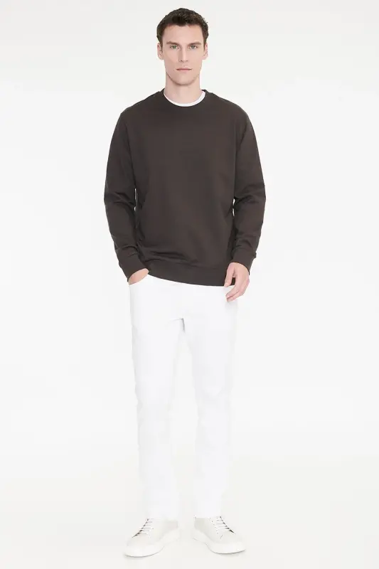 Erkek Kahverengi Pamuklu Standart Fit Normal Kesim 2 İplik Bisiklet Yaka Sweatshirt - Kahverengi - 4