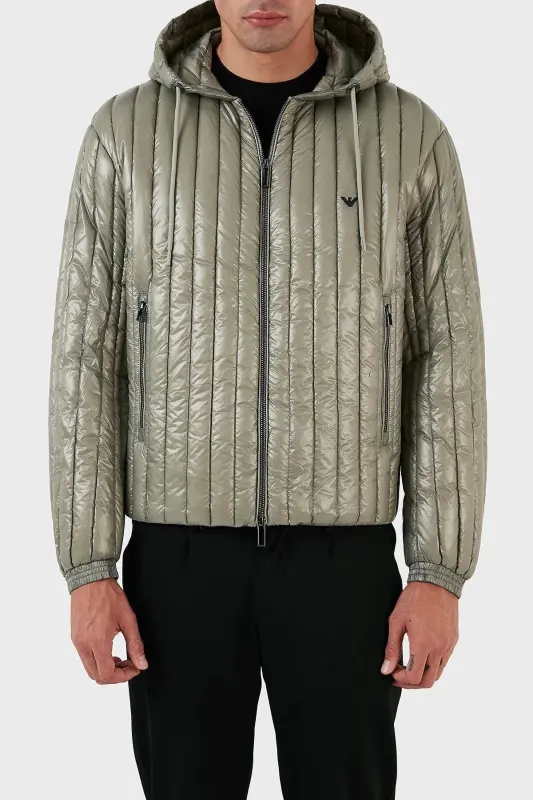 Erkek Kapşonlu Yaka Marka Detaylı Fermuarlı Şişme Yeşil2 Mont 6R1B79 1NKZZ-0606 - Yeşil2 - EMPORIO ARMANI