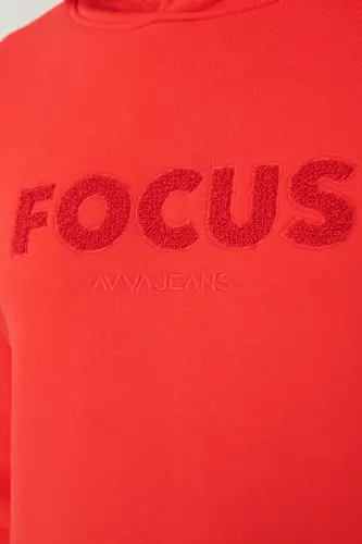 Erkek Kırmızı Şardonlu Kumaş Kapüşonlu Yaka Süzene Nakışlı Kanguru Cepli Sweatshirt A32Y1193 - Kırmızı - 2