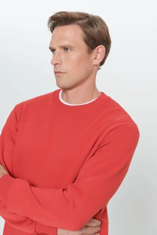 Erkek Kırmızı Standart Fit Normal Kesim Bisiklet Yaka Pamuklu Sweatshirt - Kırmızı - 5