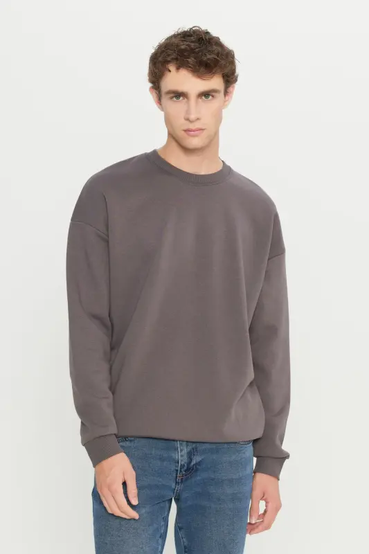 Erkek Koyu Gri Oversize Fit Bol Kesim Pamuklu Içi Polarlı 3 Iplik Bisiklet Yaka Sweatshirt - Koyu Gri - 2