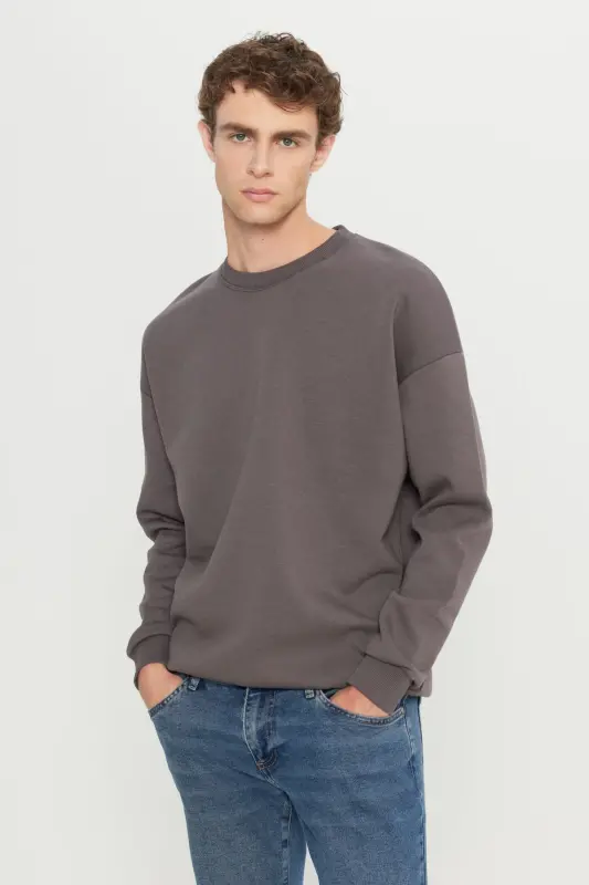 Erkek Koyu Gri Oversize Fit Bol Kesim Pamuklu Içi Polarlı 3 Iplik Bisiklet Yaka Sweatshirt - Koyu Gri - 4