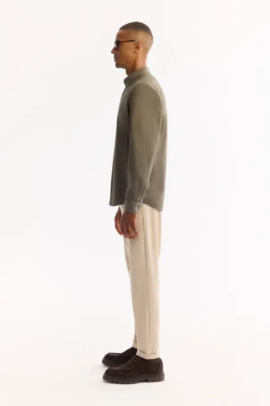 Erkek Koyu Haki Düğmeli Yaka Pamuklu Soft Touch Regular Fit Gömlek B002036-Koyu Haki - 3