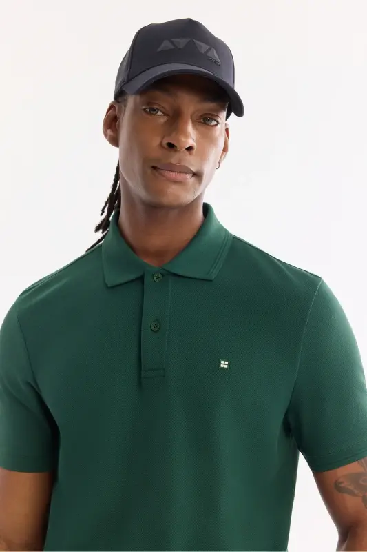 Erkek Koyu Yeşil Kıvrılmaz Polo Yaka %100 Pamuk Basic T-Shirt B001032 - Koyu Yeşil - 2