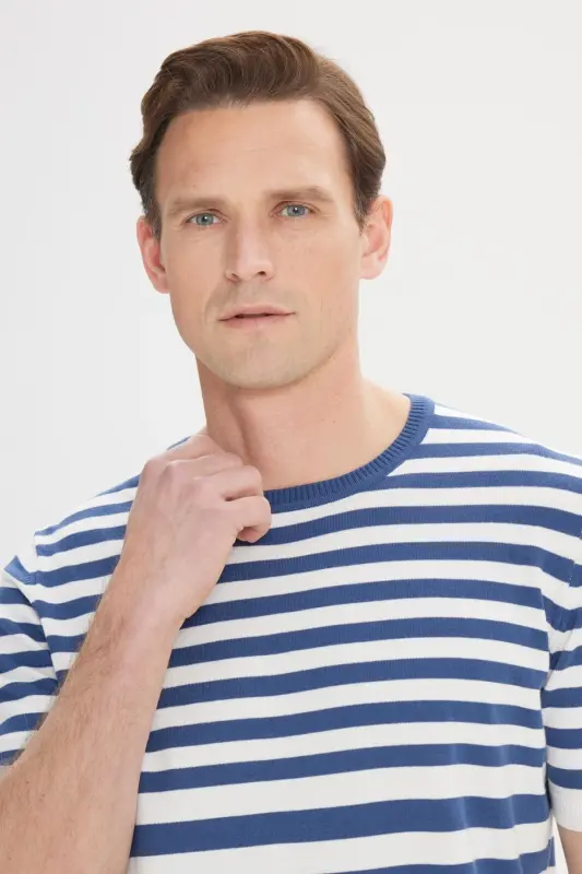 Erkek Lacivert-Beyaz Slim Fit Dar Kesim %100 Pamuk Çizgili Bisiklet Yaka Triko Tişört - Lacivert-Beyaz - 5