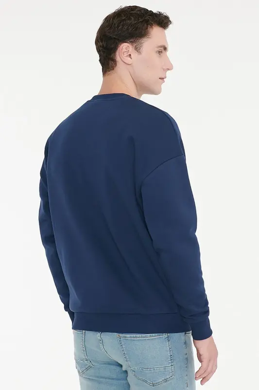 Erkek Lacivert Oversize Fit Bol Kesim Pamuklu Içi Polarlı 3 Iplik Bisiklet Yaka Sweatshirt - Lacivert - 5