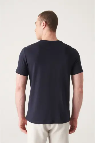 Erkek Lacivert V Yaka Pamuklu Düz T-Shirt E001001 - Lacivert - 4
