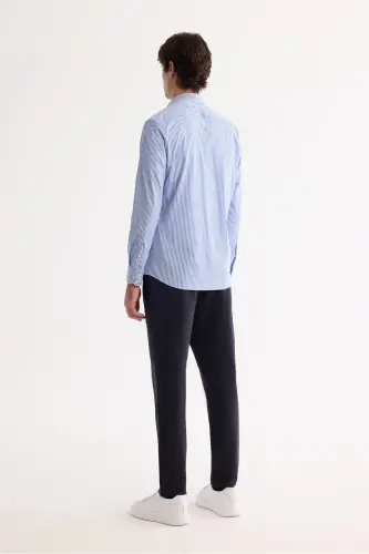Erkek Mavi Alttan Britli Yaka Kolay Ütülenen Slim Fit Gömlek A42Y2134 - Mavi - 5