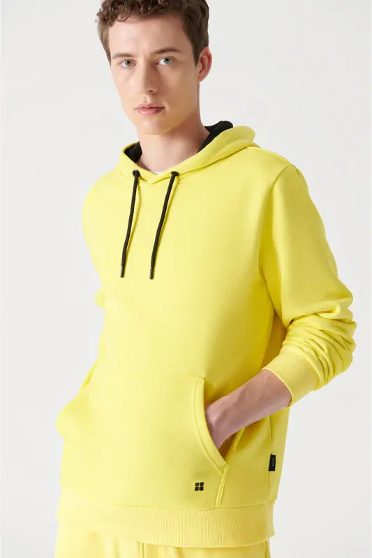 Erkek Neon Sarı Kapüşonlu 3 İplik Şardonlu Pamuklu Sweatshirt E001018-Neon Sarı - 4