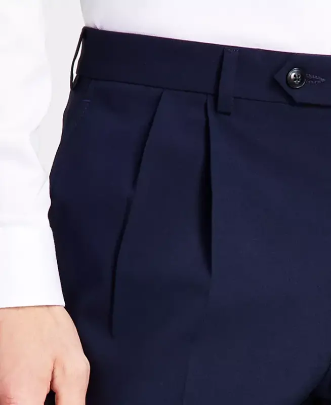 Men's Pleated Solid Classic Fit Pants - Navy - 6