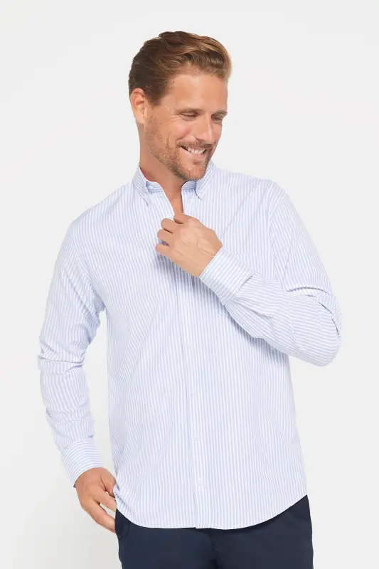 Erkek Regular Fit Klasik Kesim Düğmeli Yaka Pamuklu Kolay Ütü Çizgili Gömlek-Mavi Çizgili - 1