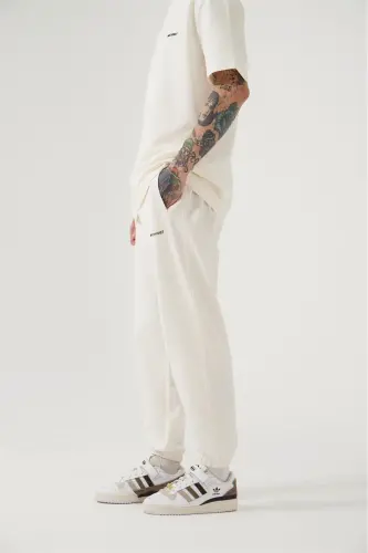 Erkek Relaxed Basic Paça Lastikli Jogger Eşofman Optik Beyaz-OPTİK WHITE - MACHINIST (1)