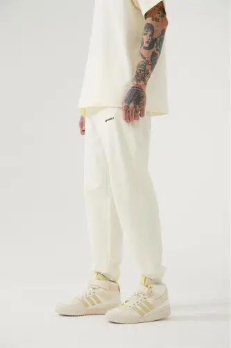 Erkek Relaxed Basic Paça Lastikli Jogger Eşofman Pamuk Beyaz-COTTON WHITE - 3