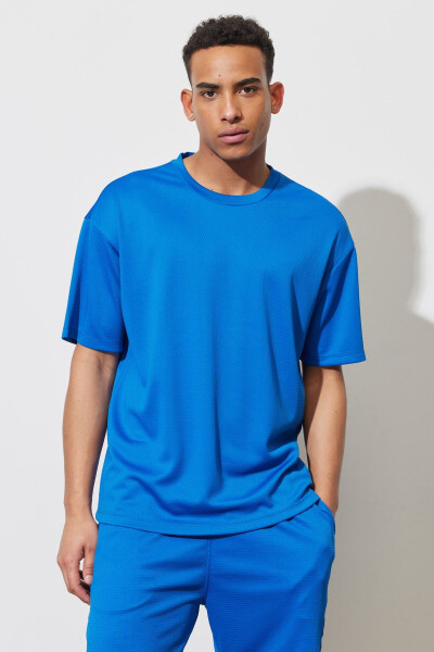 Erkek Saks Mavi Loose Fit Bisiklet Yaka Yumuşak Dokulu Spor Tişört - Saks Mavi - AC&CO / ALTINYILDIZ CLASSICS