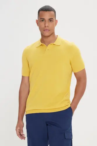 Erkek Sarı Standart Fit Normal Kesim Polo Yaka %100 Pamuk Desenli Kısa Kollu Triko Tişört-Sarı - 1