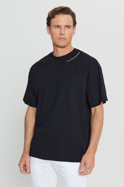 Erkek Siyah %100 Pamuk Oversize Fit Rahat Kesim Bisiklet Yaka Baskılı Tişört - Siyah - 7