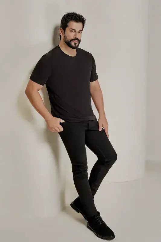 Erkek/unisex Siyah %100 Pamuk Slim Fit Dar Kesim Bisiklet Yaka Basic Tişört-Siyah - 3