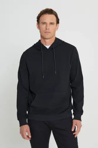 Erkek Siyah 2 İplik Sıcak Tutan Standart Fit Normal Kesim Kapüşonlu Dokulu Cepli Sweatshirt-Siyah 