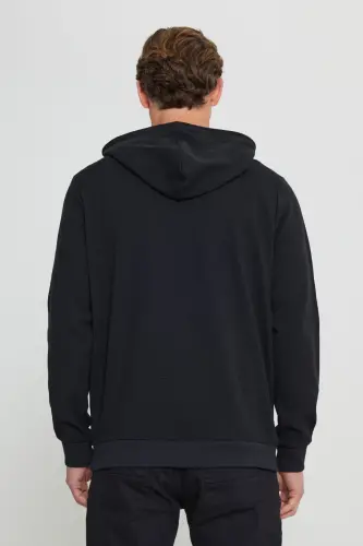 Erkek Siyah 2 İplik Sıcak Tutan Standart Fit Normal Kesim Kapüşonlu Dokulu Cepli Sweatshirt-Siyah - 5