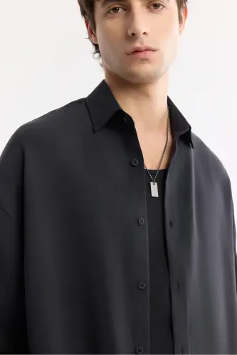 Erkek Siyah Alttan Britli Yaka Soft Touch Oversize Fit Gömlek A51Y2168 - Siyah - AVVA (1)
